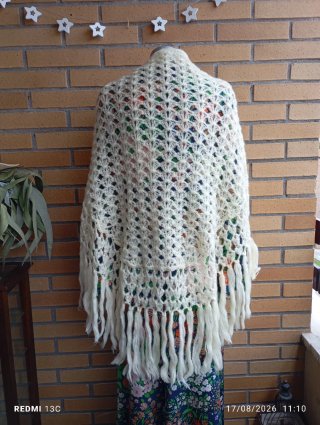 Chal de lana vintage beige