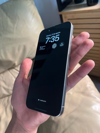 iPhone 15 Pro Max 256GB Gris - ¡Como Nuevo!