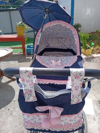 Cochecito juguete de bebé clásico azul