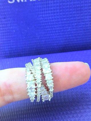 Anel Swarovski Hyperbola Twist