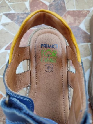 Sandalias Primigi Azul y Amarillo DE PIEL