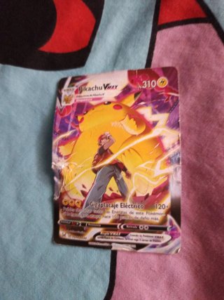 Carta Pokémon Pikachu VMAX 310 HP