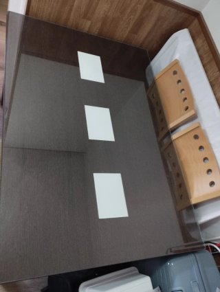 Mesa de comedor con 4 sillas