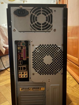PC Intel Core 2 Quad NVIDIA Quadro FX 370 4GB RAM