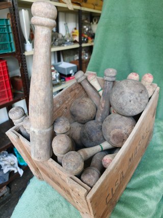 Juego Bolos Madera: 6 Bolas y 6 Bolos