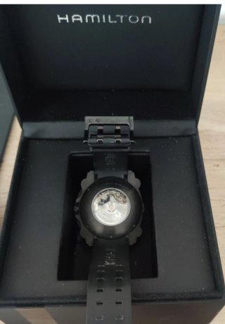 Hamilton Khaki Below Zero Cronógrafo Negro