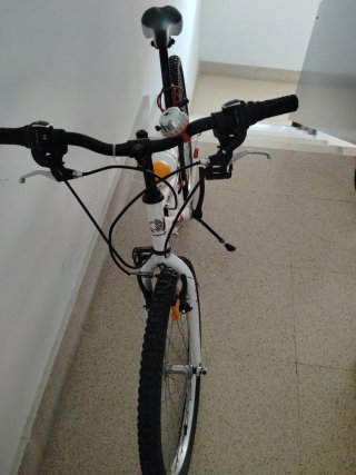 Bicicleta infantil Orbea 24 pulgadas muy fpoco uso