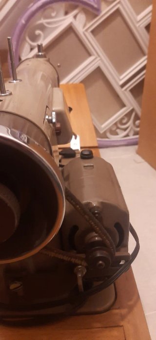 Máquina de coser Alfa vintage