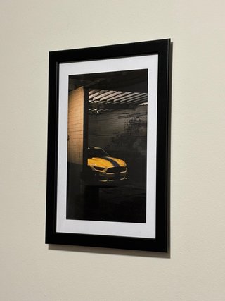 Cuadro Decorativo Coche Deportivo Amarillo