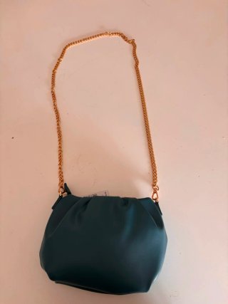 Bolso de hombro United Colors of Benetton