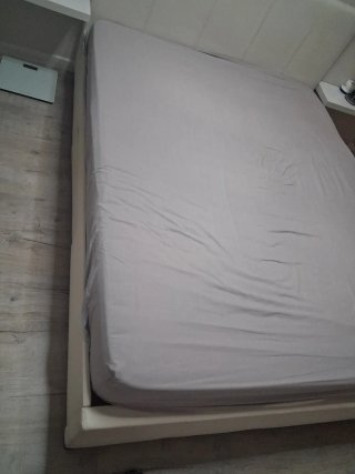 Cama polipiel blanca 150/190