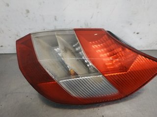 460765 8200493375g piloto tras der renault scenic