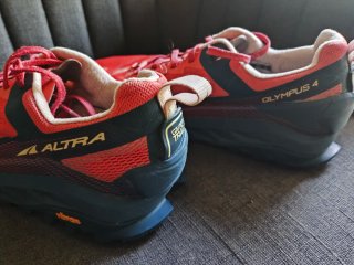 Altra Olympus 4 Zapatillas Correr trail.