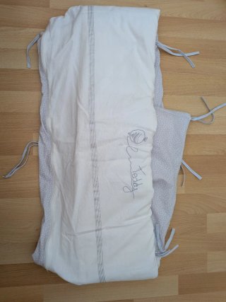 2 Chichoneras con relleno cuna marca Artemur