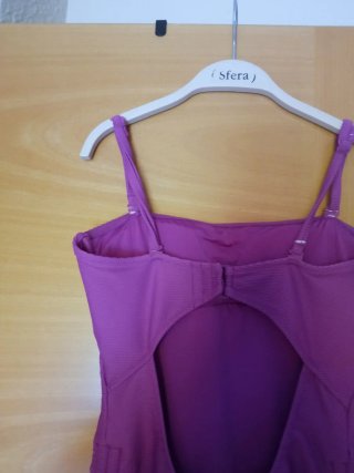 Bañador fucsia nuevo con etiquetas