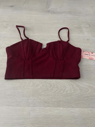Top corpiño Burdeos Shein