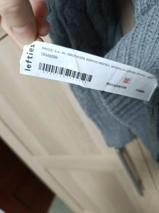 Jersey de punto trenzado gris