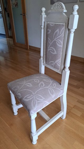 Mesa de comedor y 6 sillas. Blanco decapado/lacado