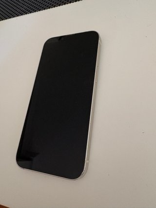 iPhone 13 Blanco 128gb con Caja y Cable