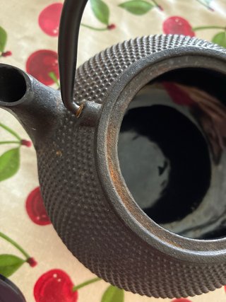Tetera de hierro fundido negra IBILI