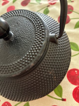 Tetera de hierro fundido negra IBILI
