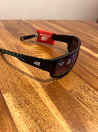 Gafas de sol New Balance polarizadas