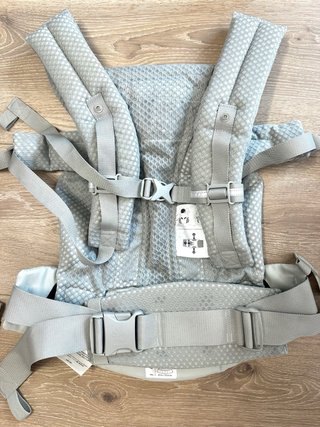 Mochila Portabebés Ergobaby Omni Breeze + regalo