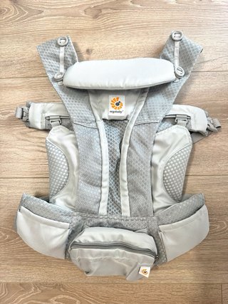 Mochila Portabebés Ergobaby Omni Breeze + regalo