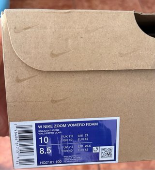 Nike Zoom Vomero Roam Bege/Branco