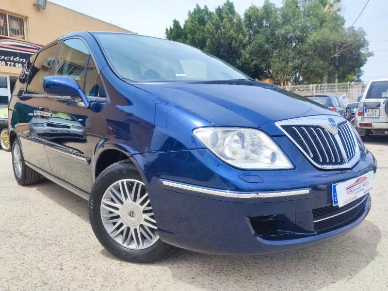 Lancia Phedra 2008 - foto 1