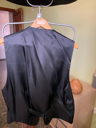 Traje de hombre negro