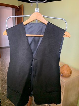 Traje de hombre negro