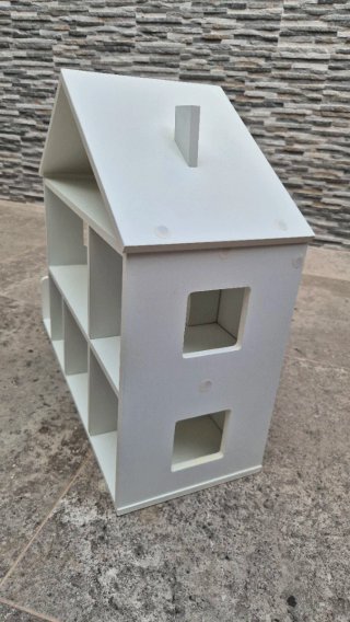 Estantería infantil madera casita