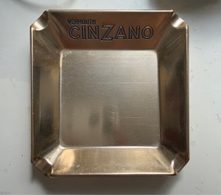 Cenicero antiguo metal Vermouth Cinzano