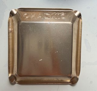 Cenicero antiguo metal Vermouth Cinzano