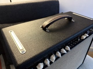 Amplificador Revv D25 Joey Landreth Edición