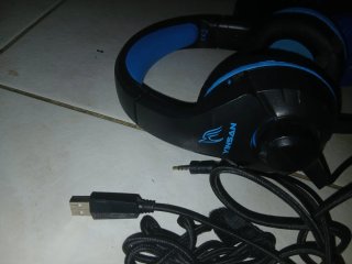 Cuffie da gaming nere e blu