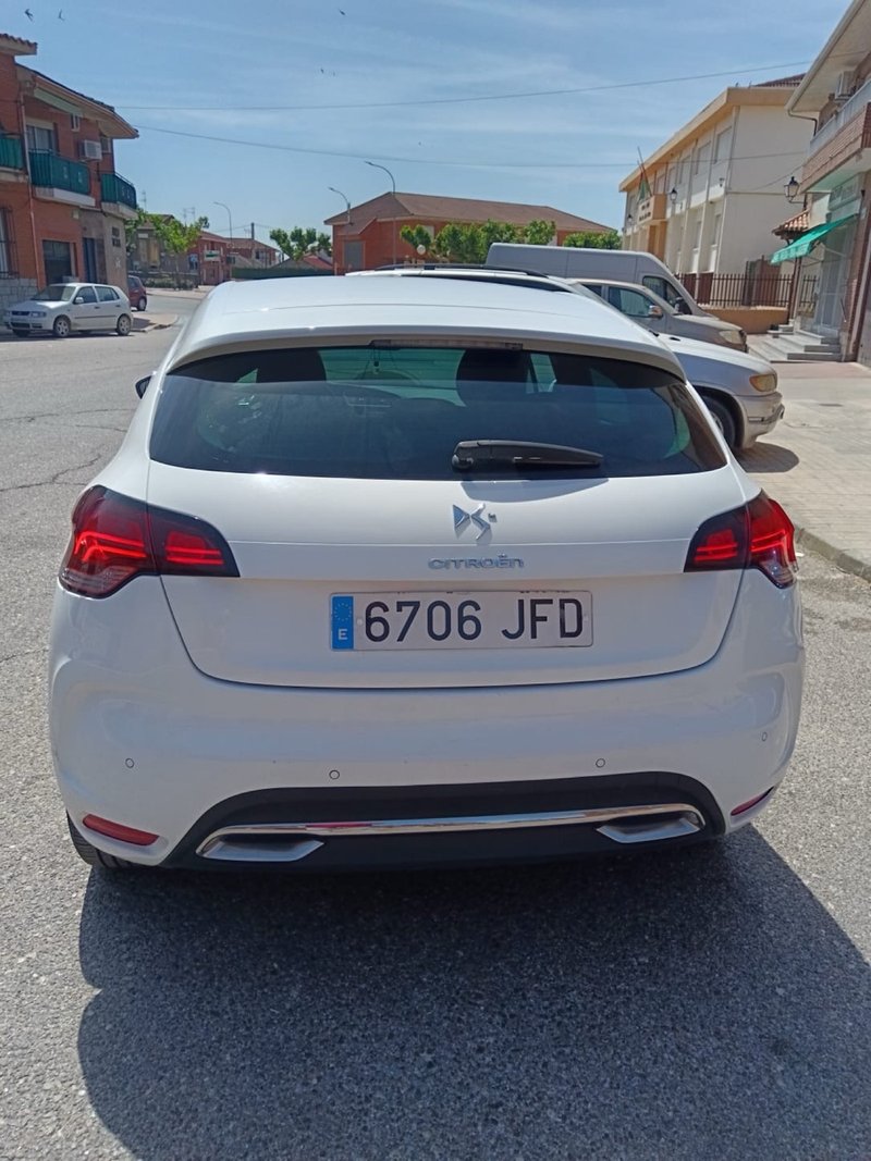 Citroen DS4 Design 2015 - foto 1