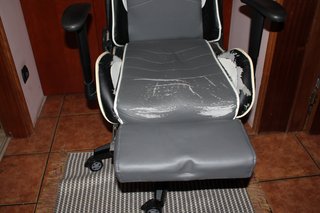 Cadeira Gaming Ultimate Gaming com Desgaste
