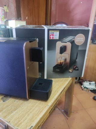 Cafetera Cremesso Color Bronce