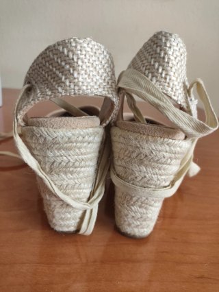 Sandalias cuña esparto