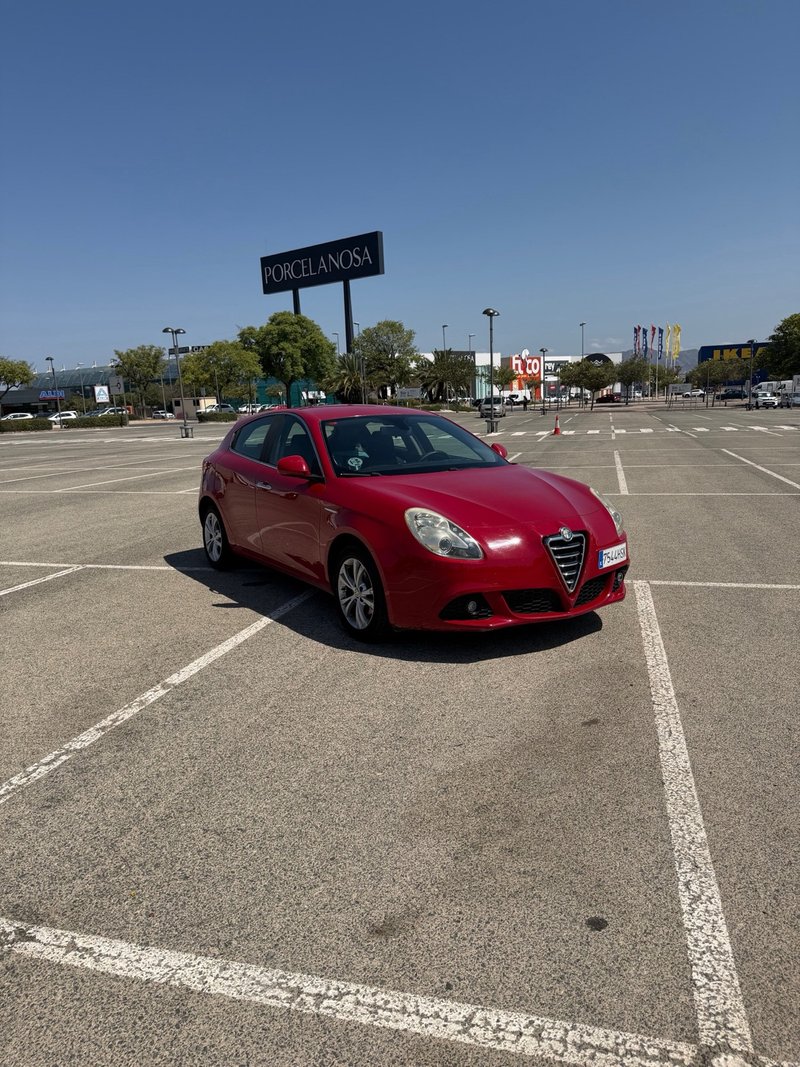 Alfa Romeo Giulietta 2013 - foto 1