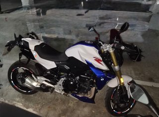 BMW F900R Naked Azul/Blanco