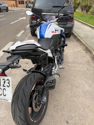BMW F900R Naked Azul/Blanco