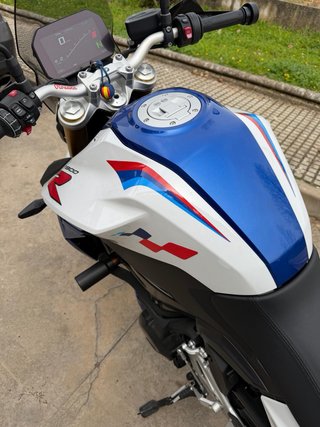 BMW F900R Naked Azul/Blanco