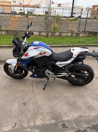 BMW F900R Naked Azul/Blanco