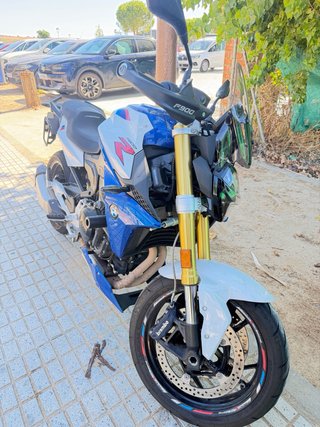 BMW F900R Naked Azul/Blanco
