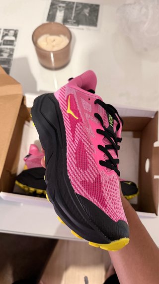 Zapatillas Hoka Running Mujer Rosa y Amarillo