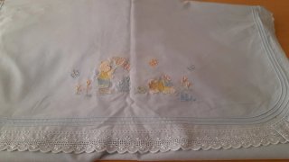 Sabana cuna bordada