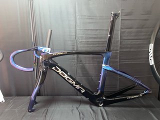 Cuadro carbono carretera